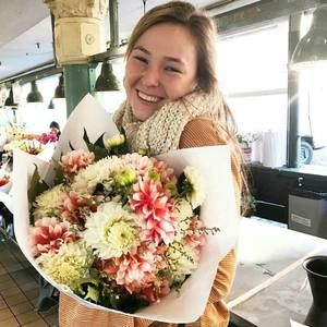 Meet your Posher, Cat